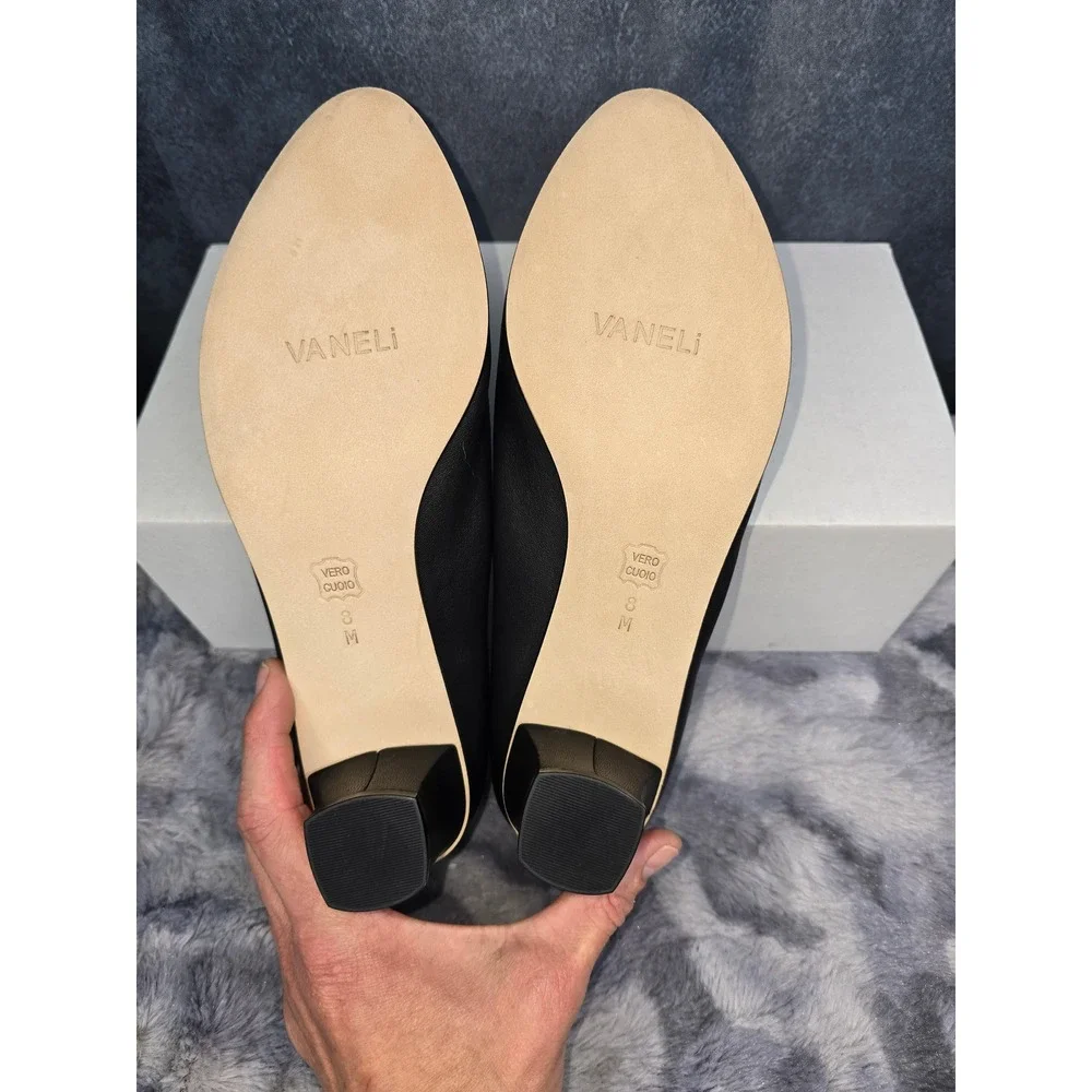 New Vaneli Pumps Black‎ Leather Almond Toe Block Heel Womens Size 8 M
